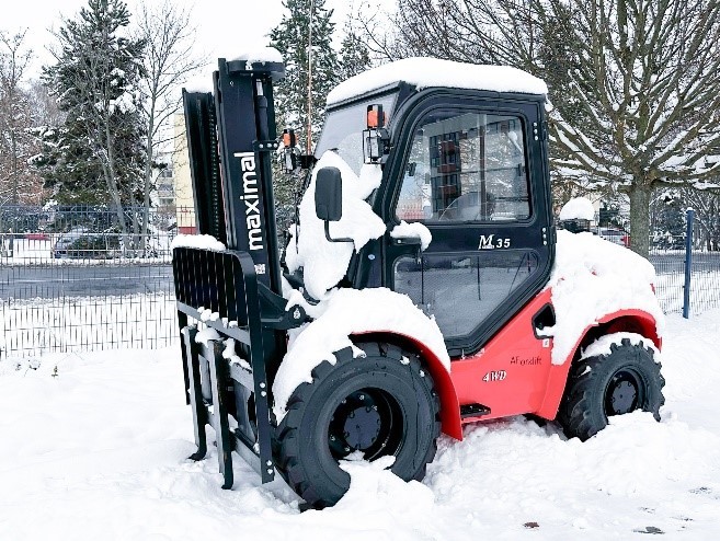 Buyer Show Collection-Maximal Rough Terrain Forklift_2.jpg